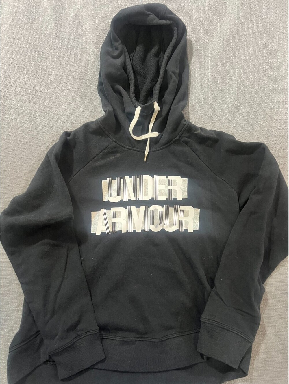 Under Armour Men's Medium Black Camo Logo Loose Pullover Fleece Hoodie